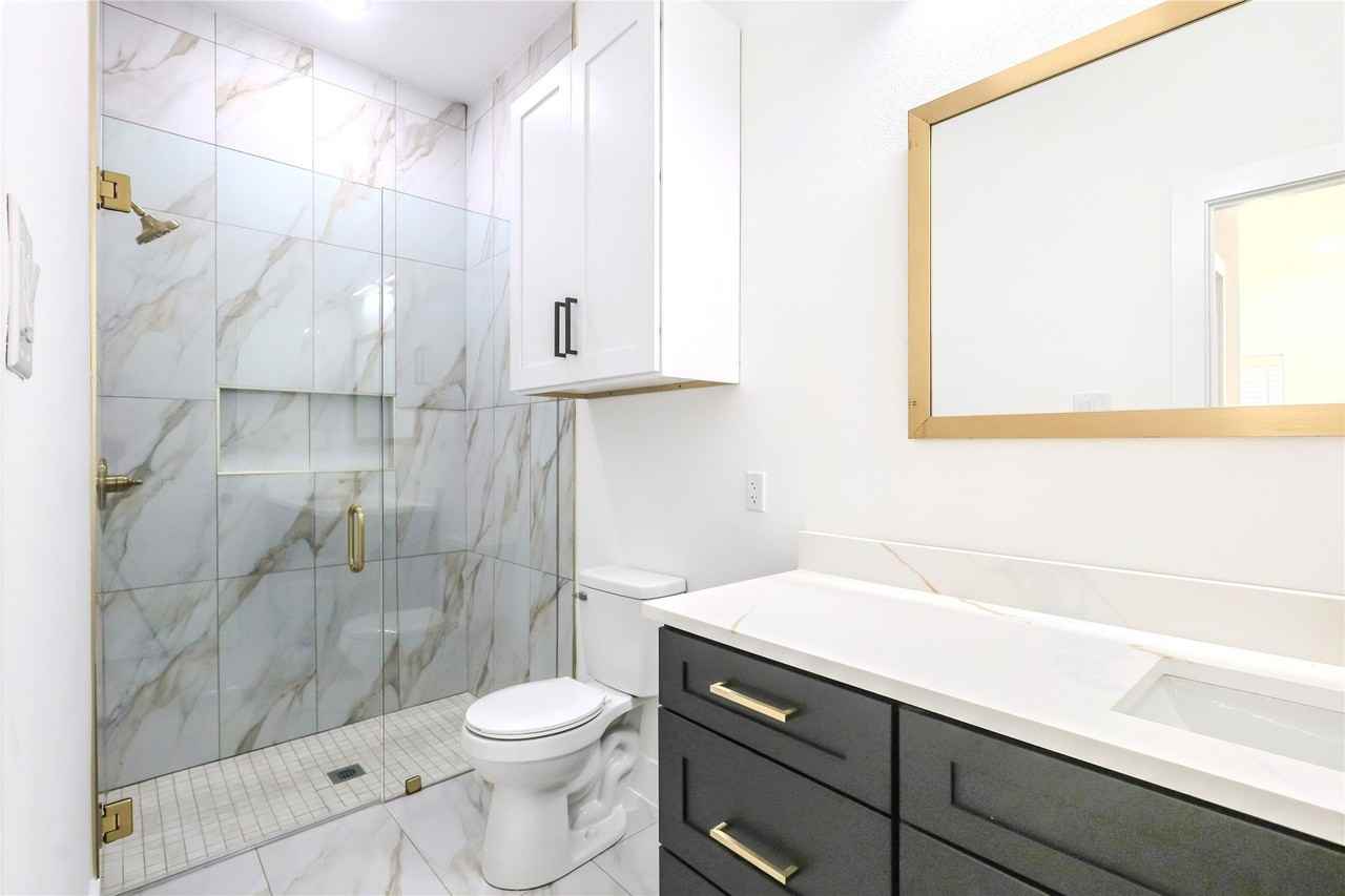 609 N Getzendaner St - Photo 5 of 19