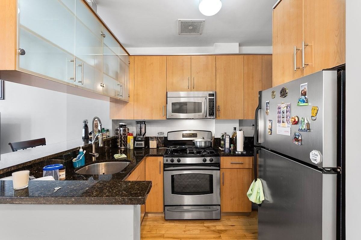 227 E 111th St #2A - Photo 5 of 14