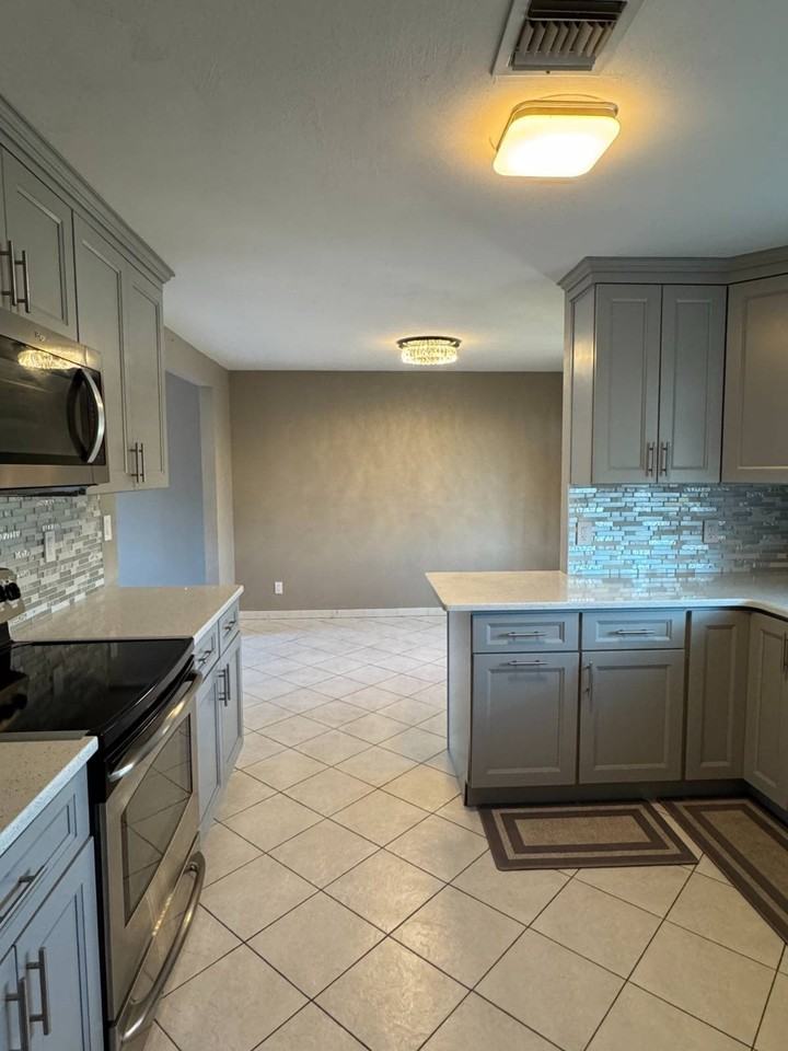 6 Albergo Ct - Photo 3 of 26