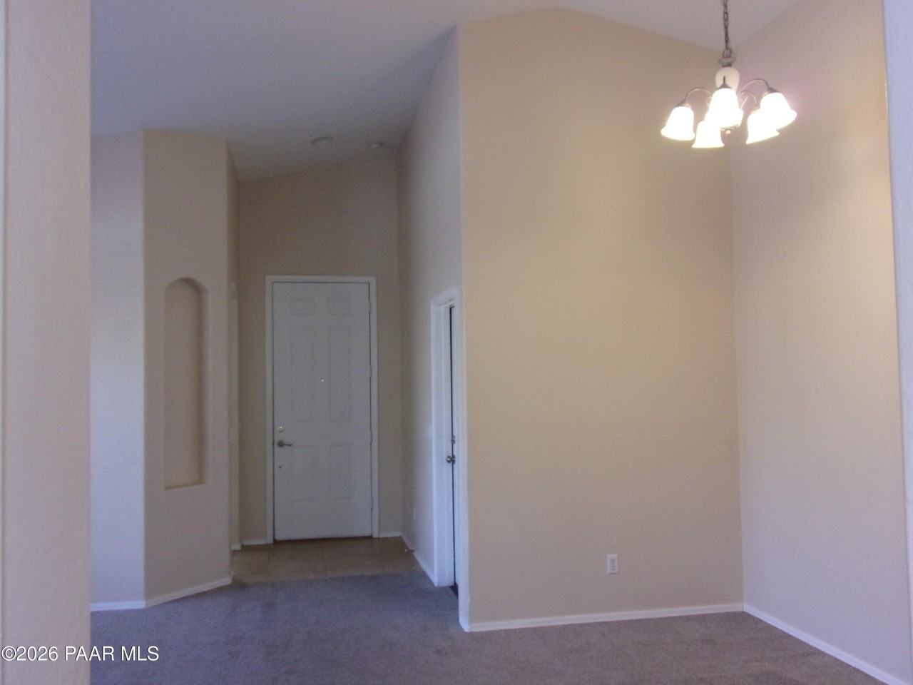 7612 E Dusty Boot Rd - Photo 2 of 11