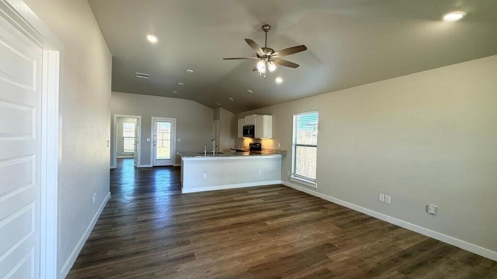 6009 Monahans Rd - Photo 2 of 28