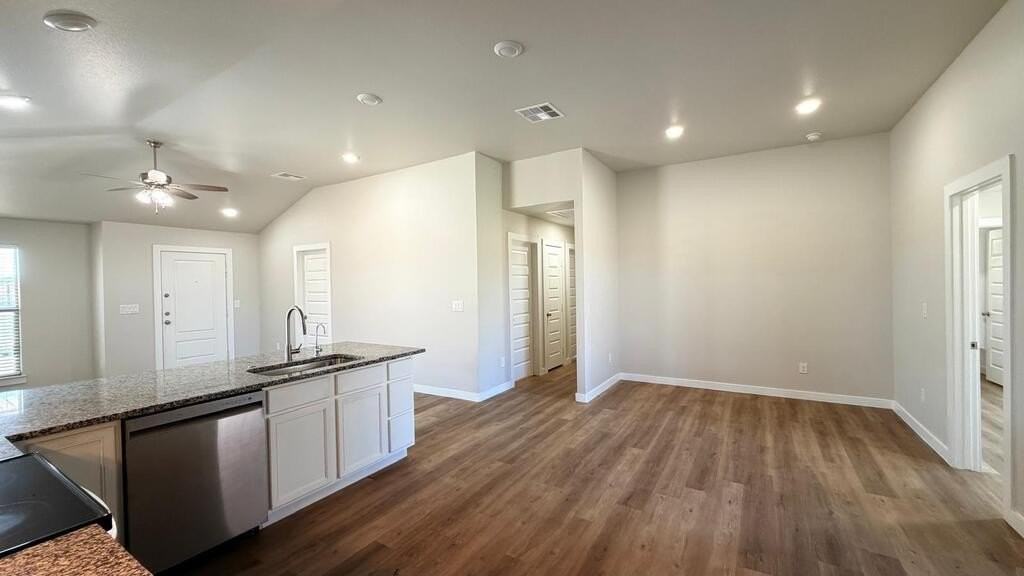 6009 Monahans Rd - Photo 7 of 28