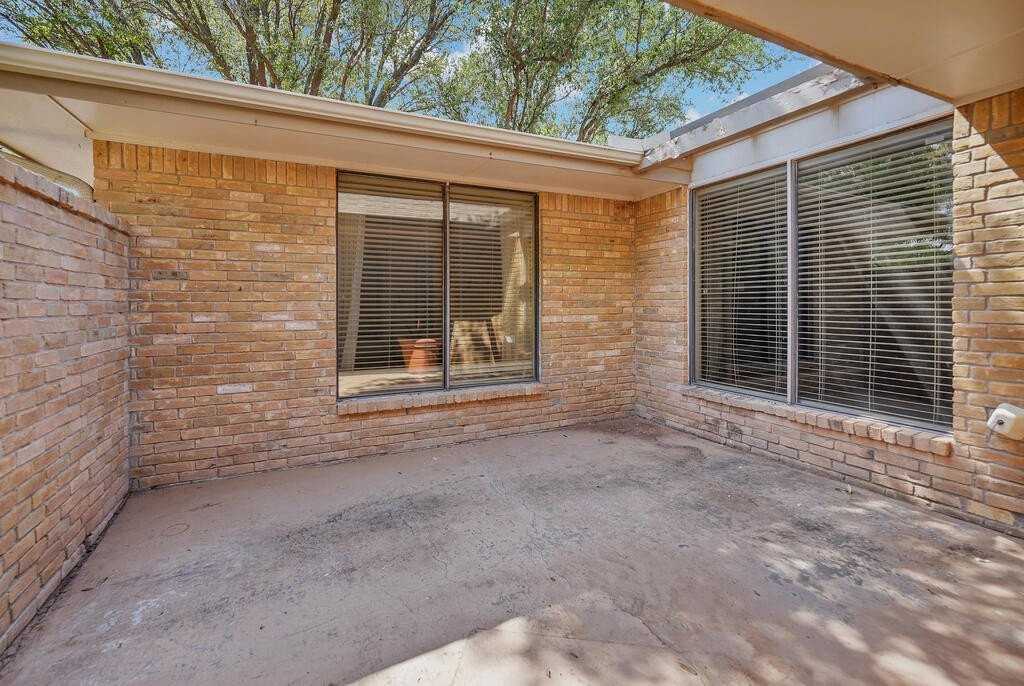 4201 Arroyo Dr - Photo 3 of 35