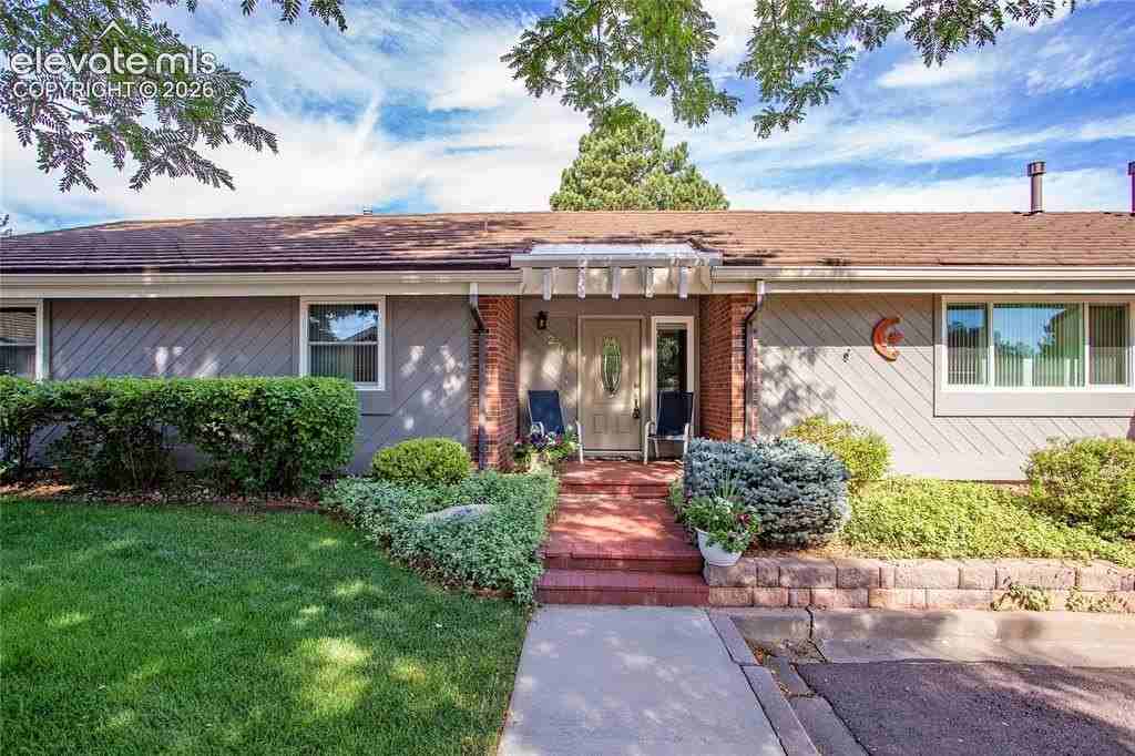 2760 Fox Grove Ct - Photo 6 of 45