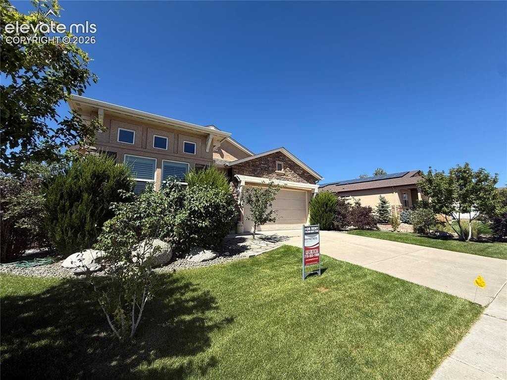 15834 Kansas Pacific Ct - Photo 3 of 49