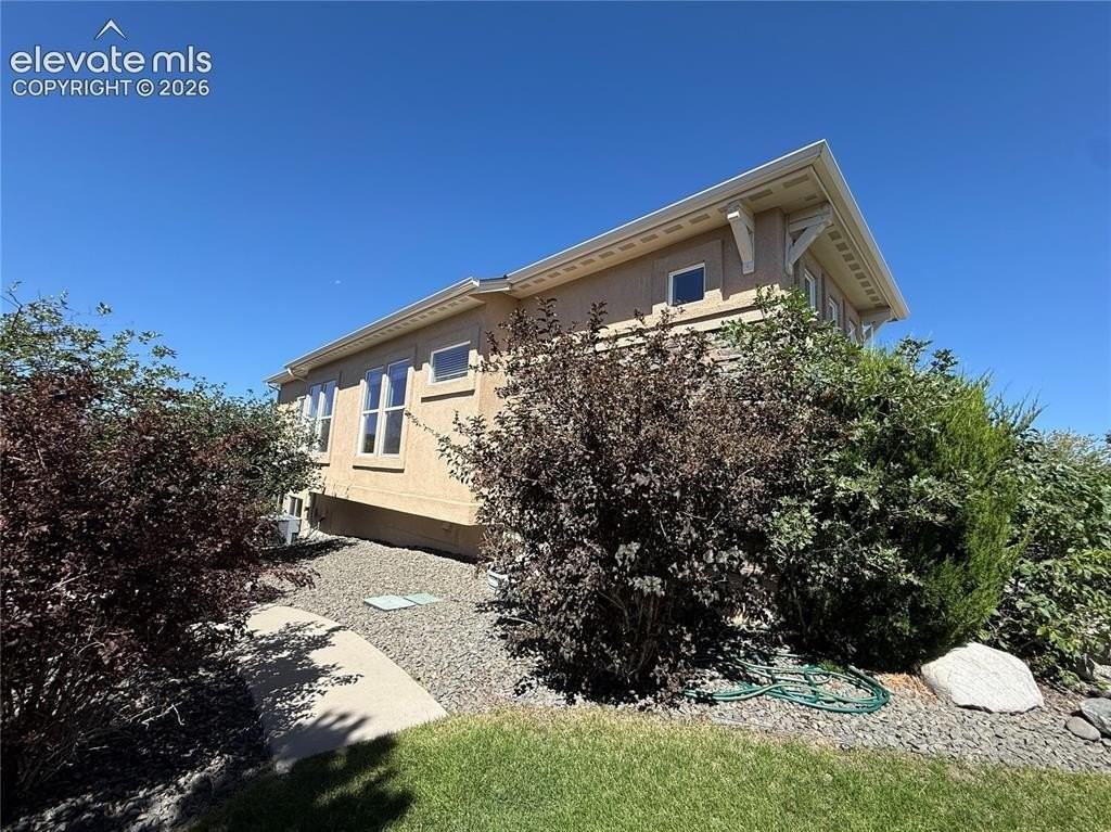 15834 Kansas Pacific Ct - Photo 6 of 49