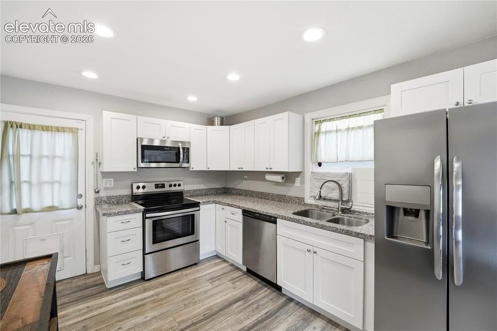 1919 S Franklin Ave - Photo 6 of 22