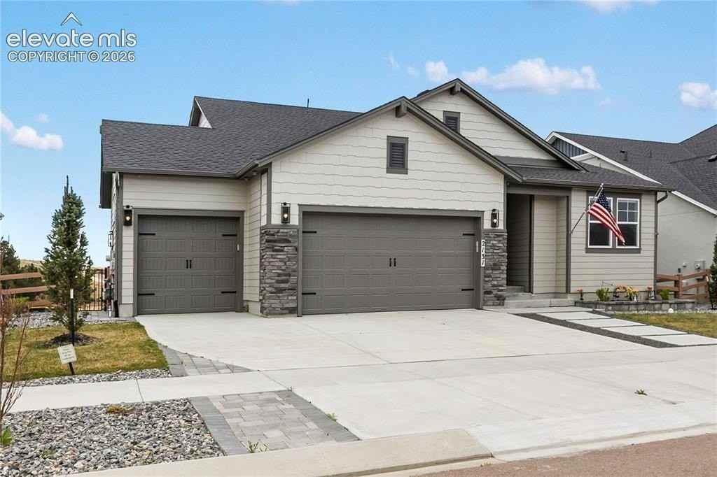 2131 Seaglass St - Photo 5 of 47