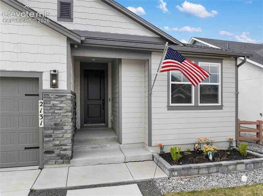 2131 Seaglass St - Photo 6 of 47