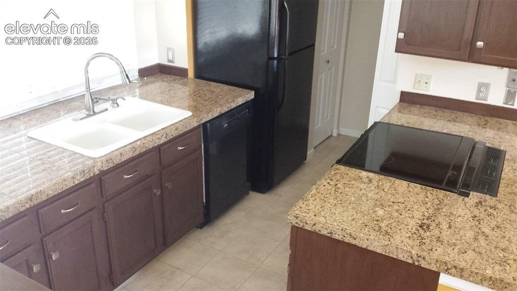 420 Autumn Ridge Cir #D - Photo 7 of 25