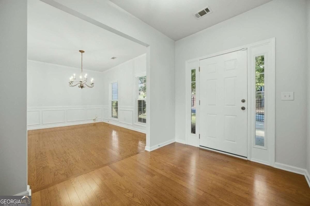 1851 Brighton Blvd Se - Photo 4 of 41