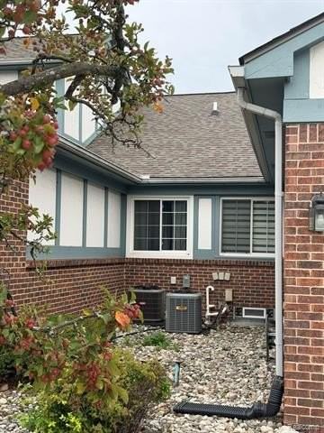 45511 Dover Dr - Photo 4 of 19