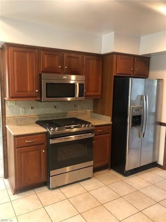 2509 Elson Green Ave - Photo 3 of 16