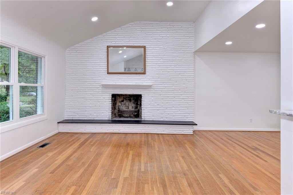 309 Corbin Dr - Photo 7 of 33
