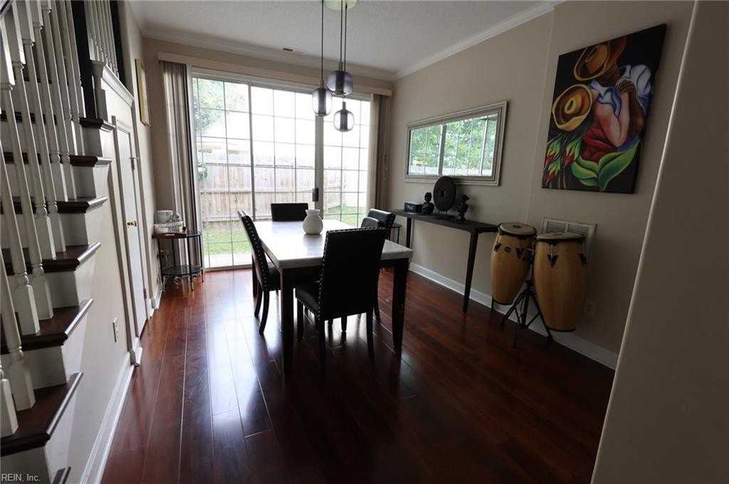 944 Ivystone Way - Photo 4 of 18