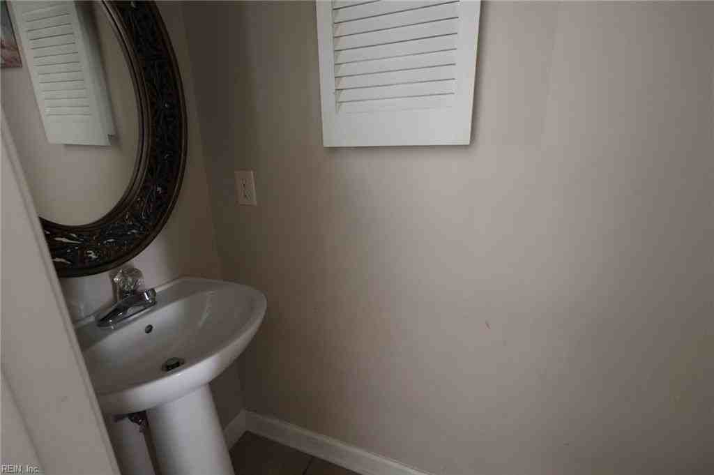 944 Ivystone Way - Photo 7 of 18