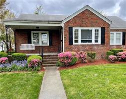 featured image of 127 Eggleston Ave