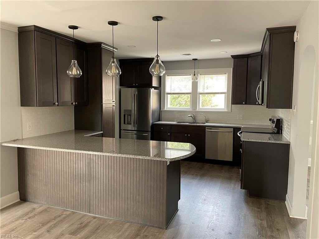 127 Eggleston Ave - Photo 6 of 23