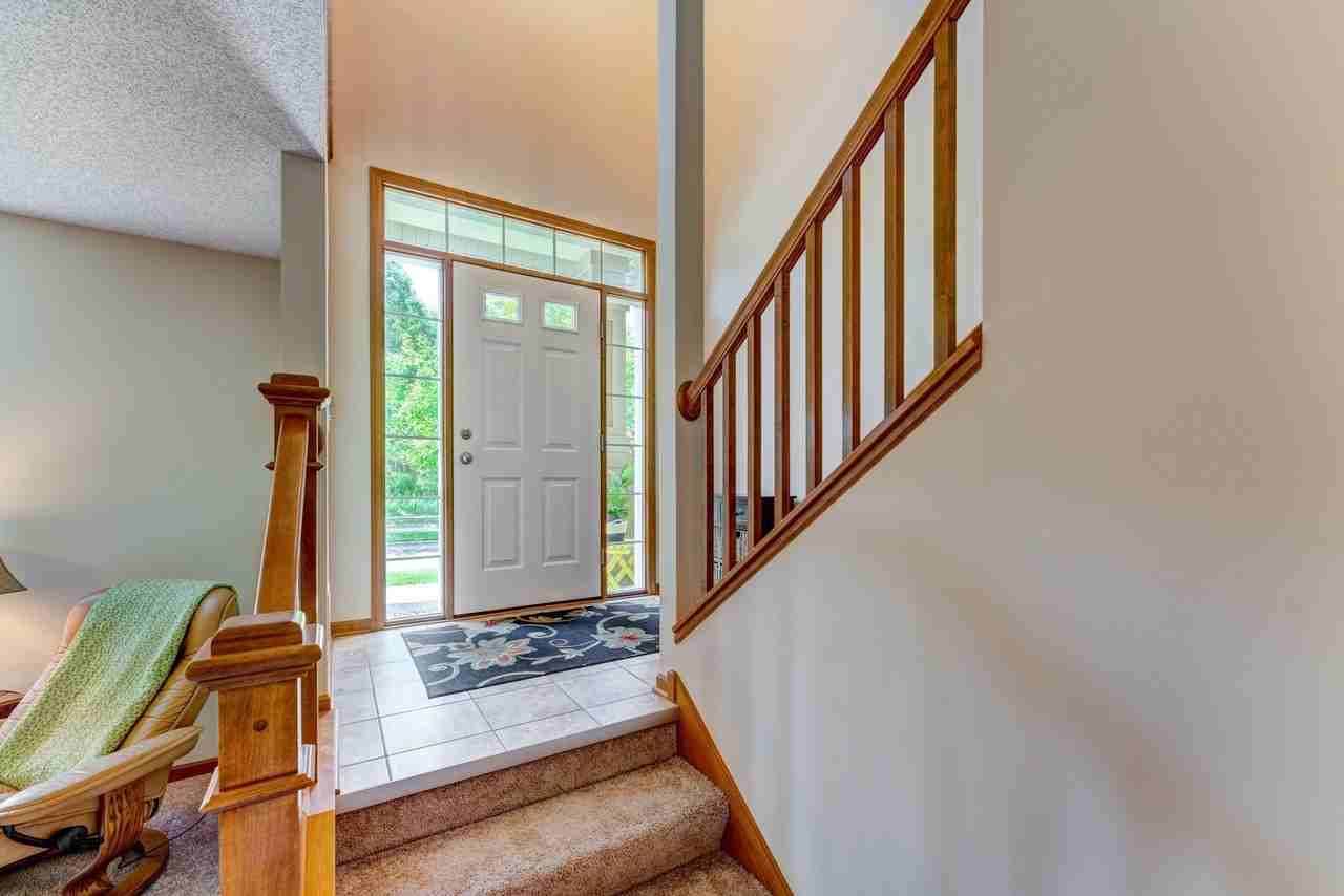11939 Emery Village Dr N - Photo 2 of 23