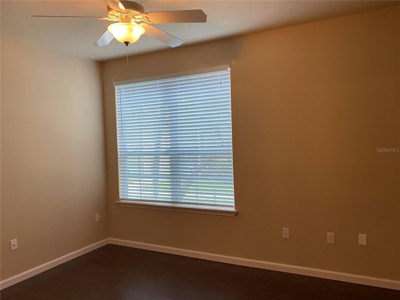 5550 Rosehill Rd #102 - Photo 6 of 10