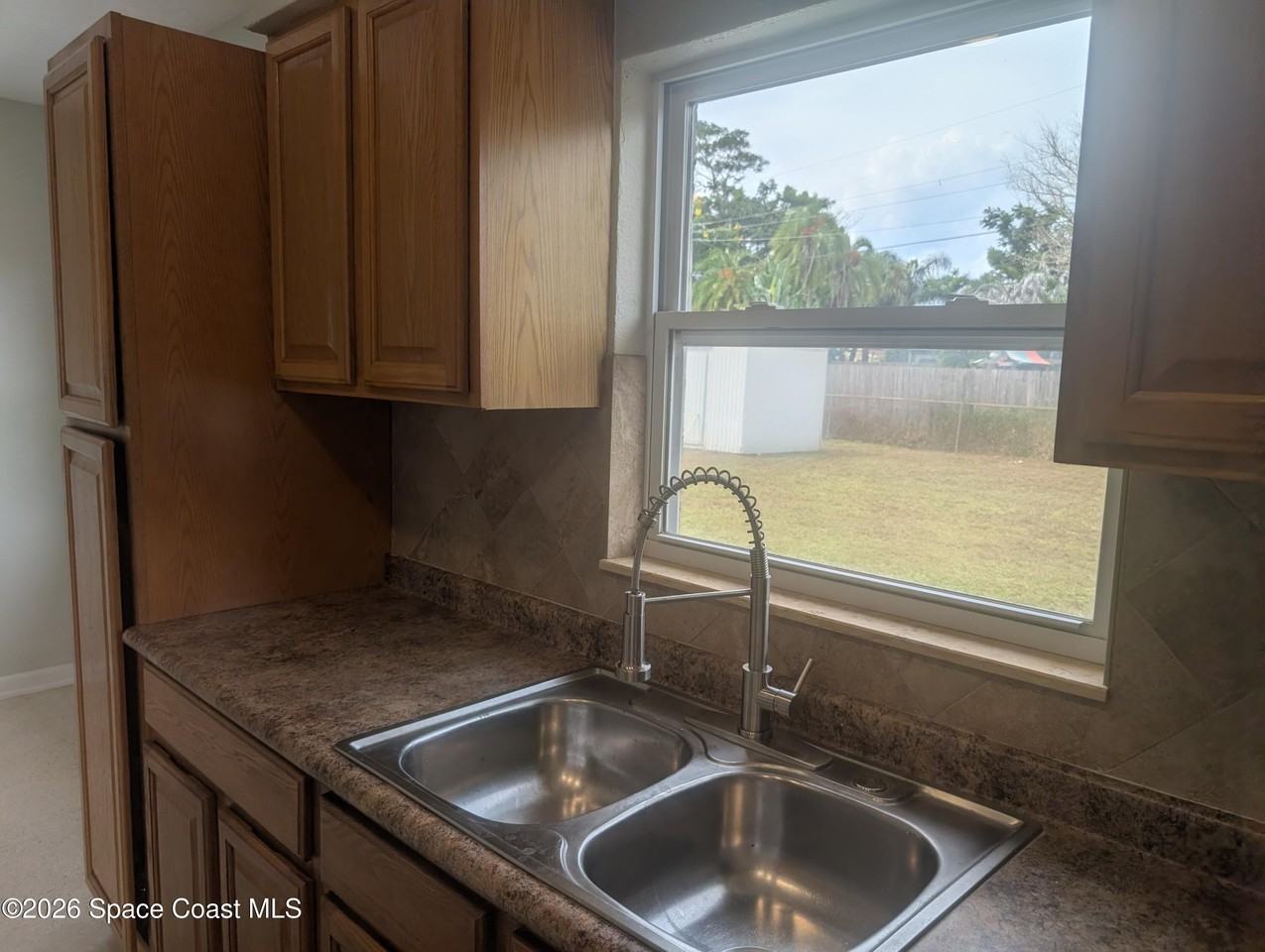 2026 Sarno Rd - Photo 3 of 19