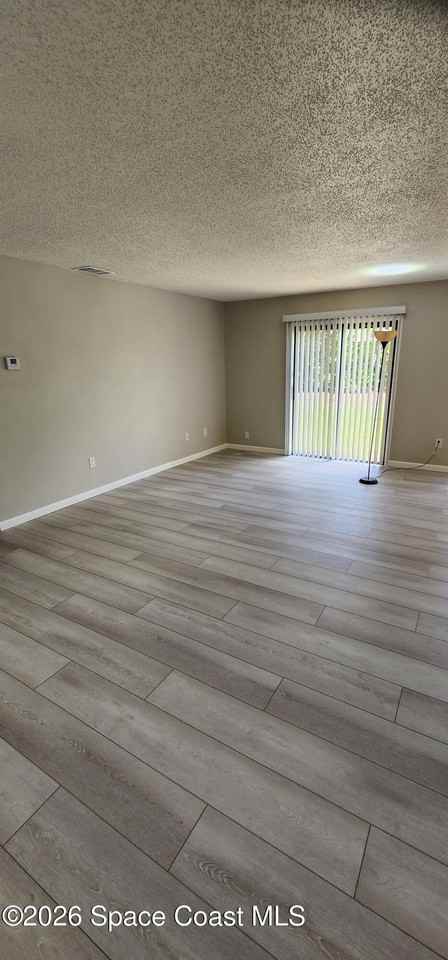 1480 Se Waco Blvd - Photo 3 of 16