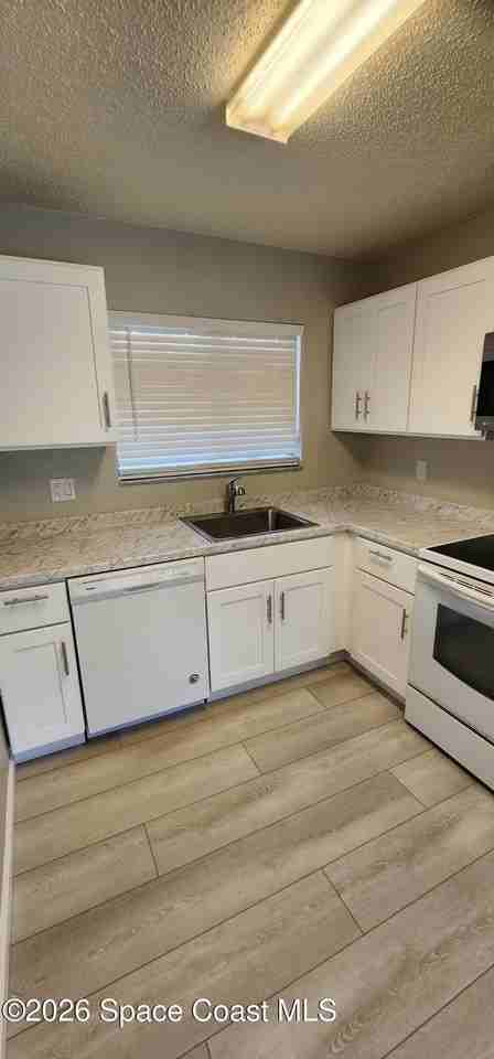 1480 Se Waco Blvd - Photo 7 of 16