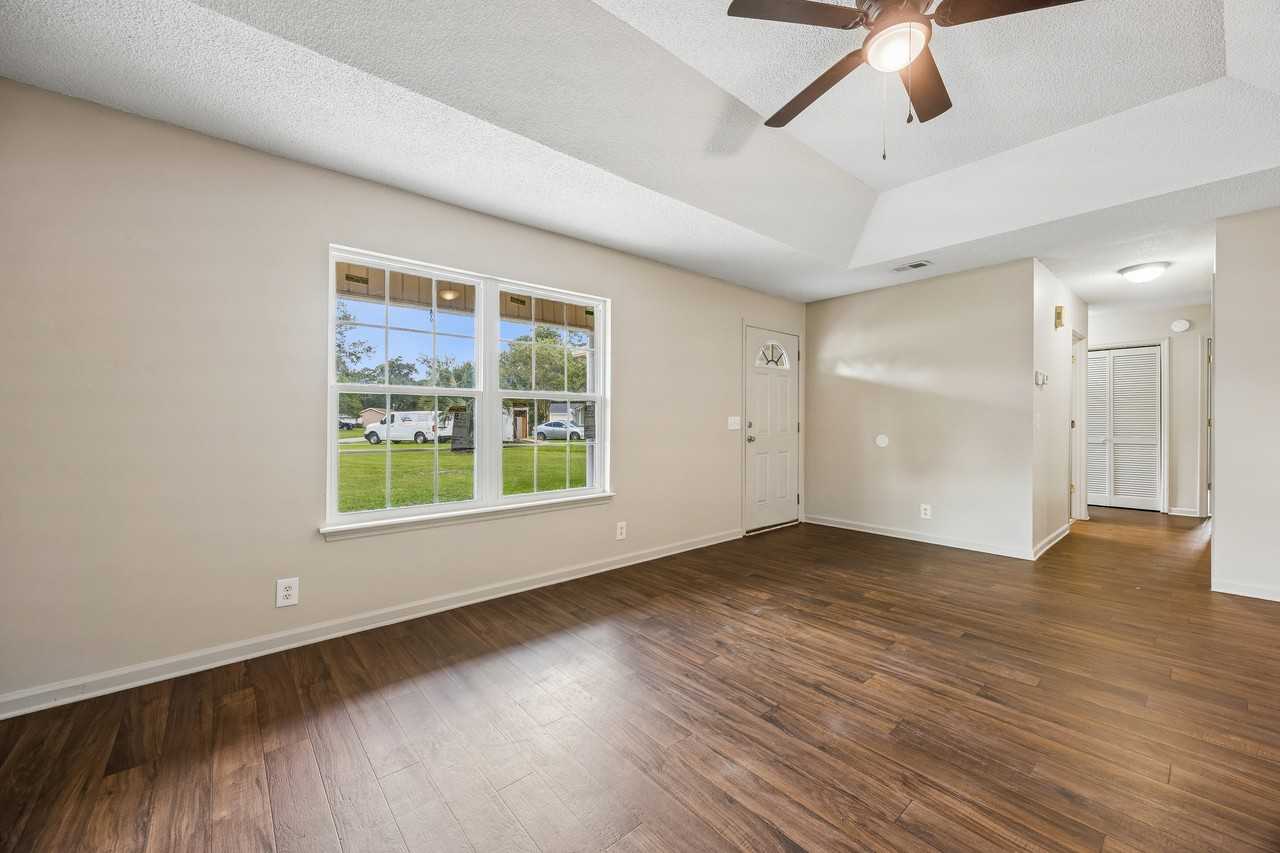 117 Pinedale Dr #1 - Photo 6 of 43