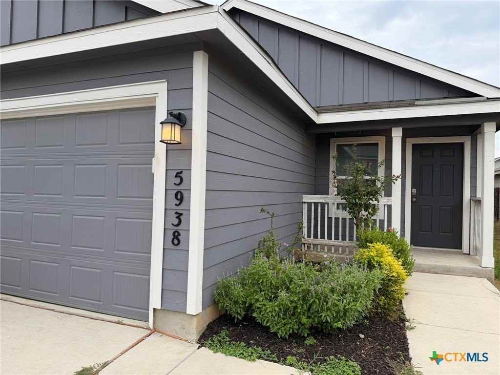 5938 Antonio Pl - Photo 2 of 28