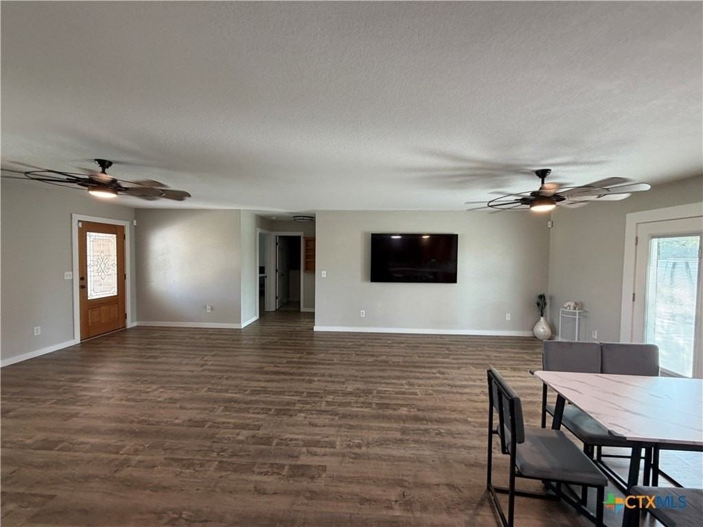 433 W Klein Rd - Photo 5 of 29