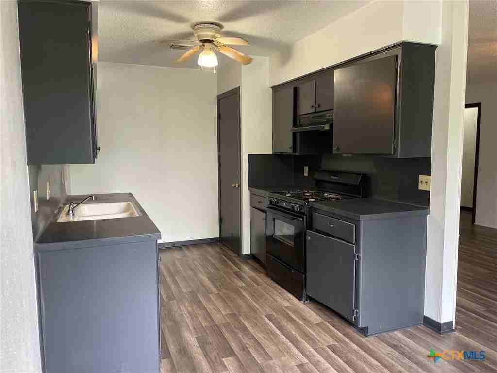 2015 Greenbrook Pkwy - Photo 7 of 16