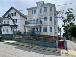 featured image of 32 Sisson St #1