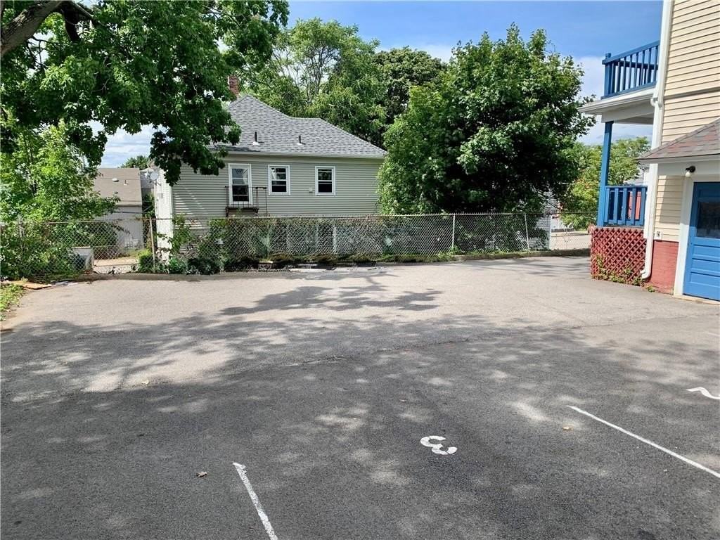 32 Sisson St #1 - Photo 6 of 27