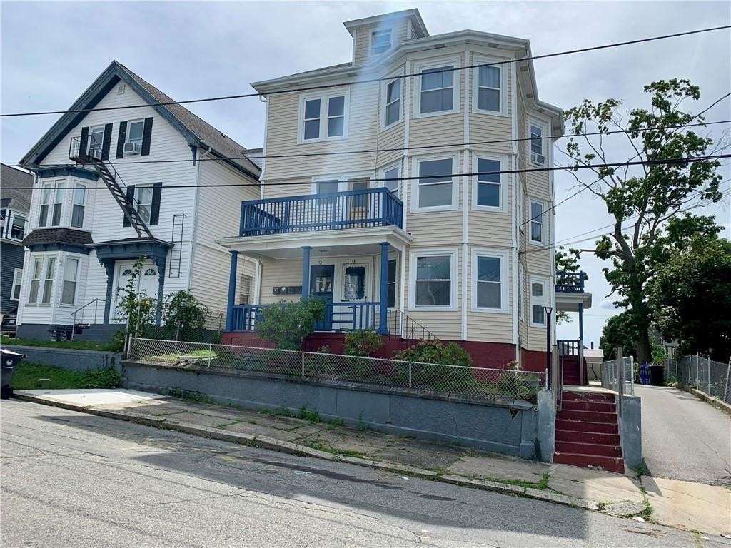 32 Sisson St #2