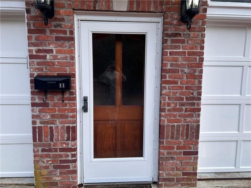 11 Admiral Kalbfus Rd - Photo 2 of 19