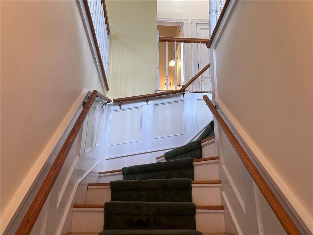 11 Admiral Kalbfus Rd - Photo 3 of 19
