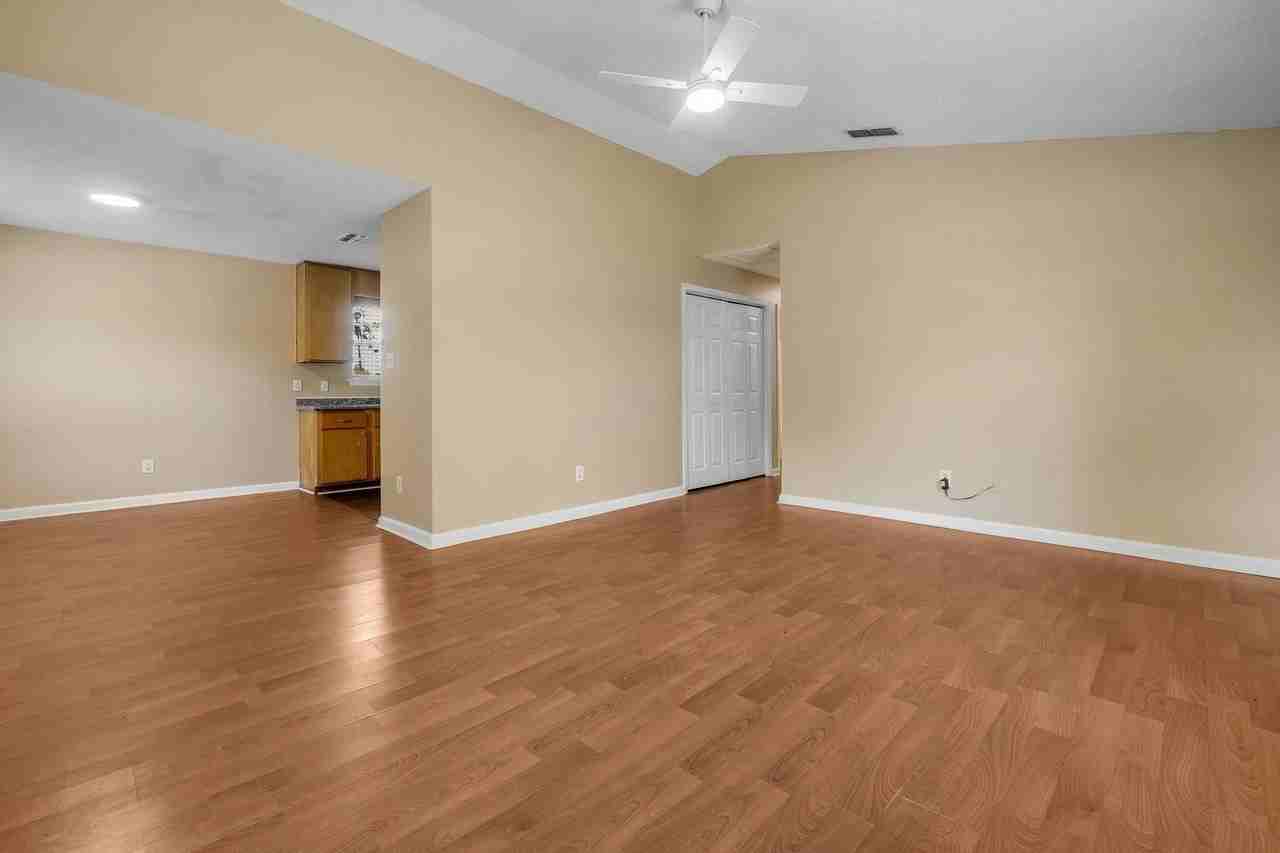 726 Wies St - Photo 7 of 27