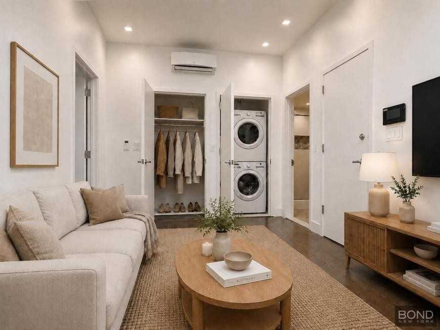 202 Greenpoint Ave - Photo 4 of 7