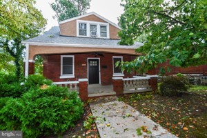 featured image of 1308 45th Pl Se