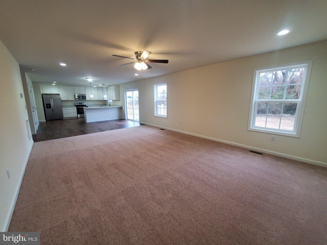 141 Cilento Dr - Photo 5 of 50