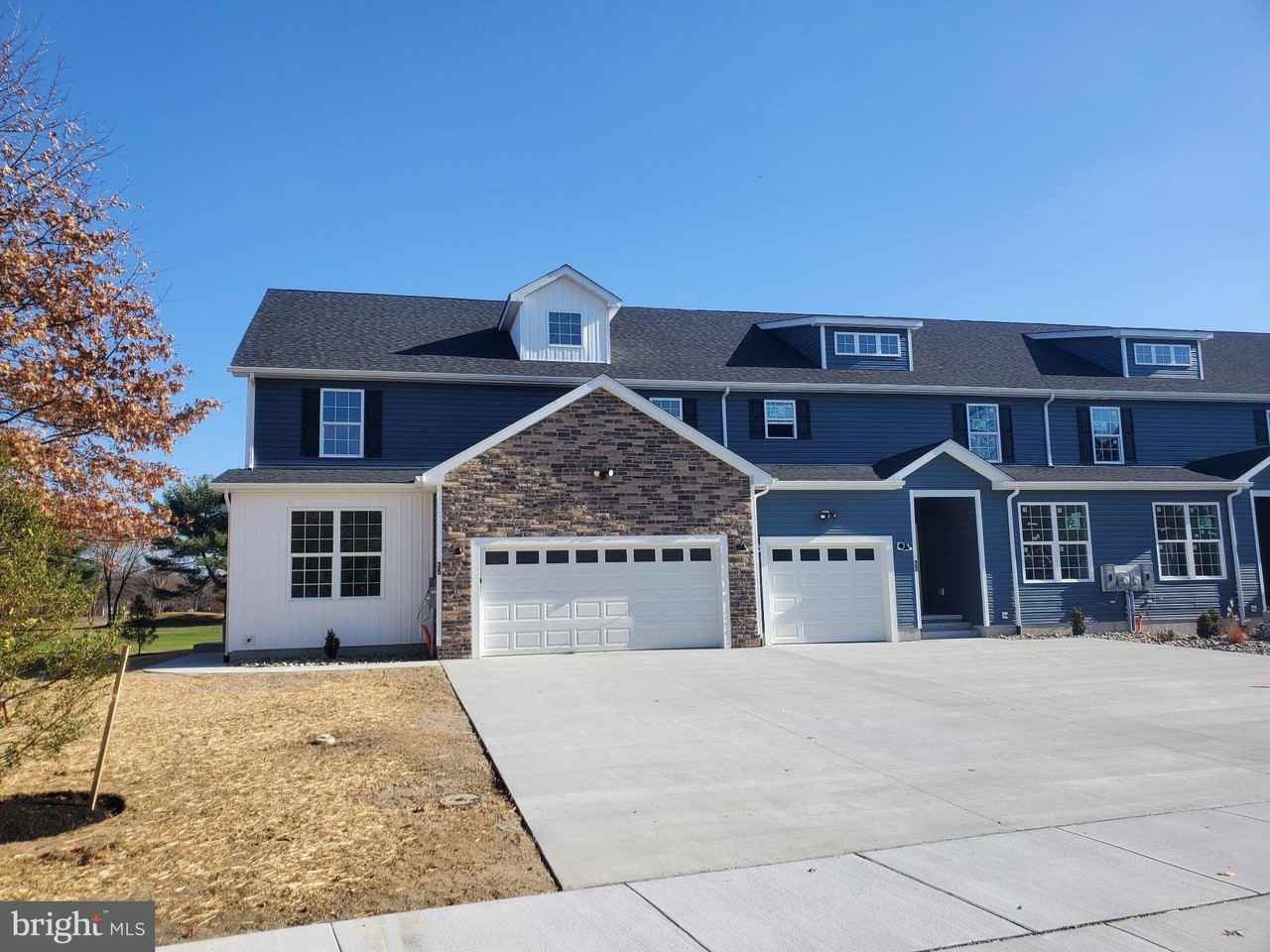 35 Mapledale Rd - Photo 3 of 38