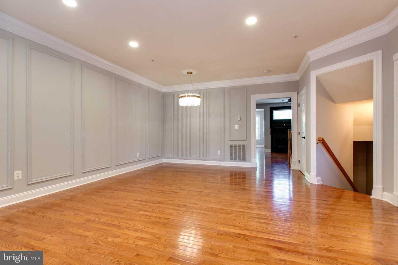 7741 Crystal Brook Way - Photo 6 of 50