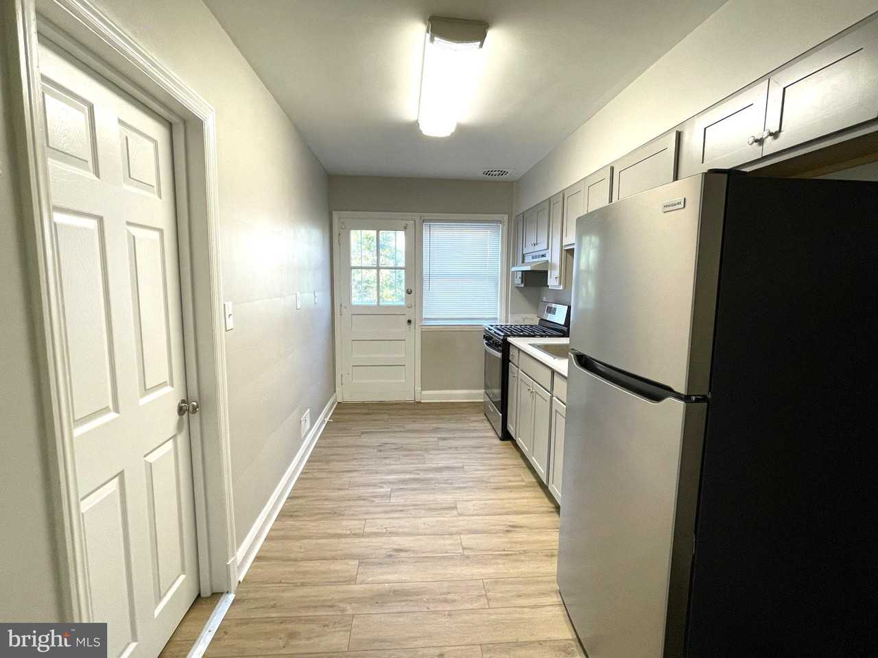 1528 Upshire Rd #1 - Photo 7 of 23