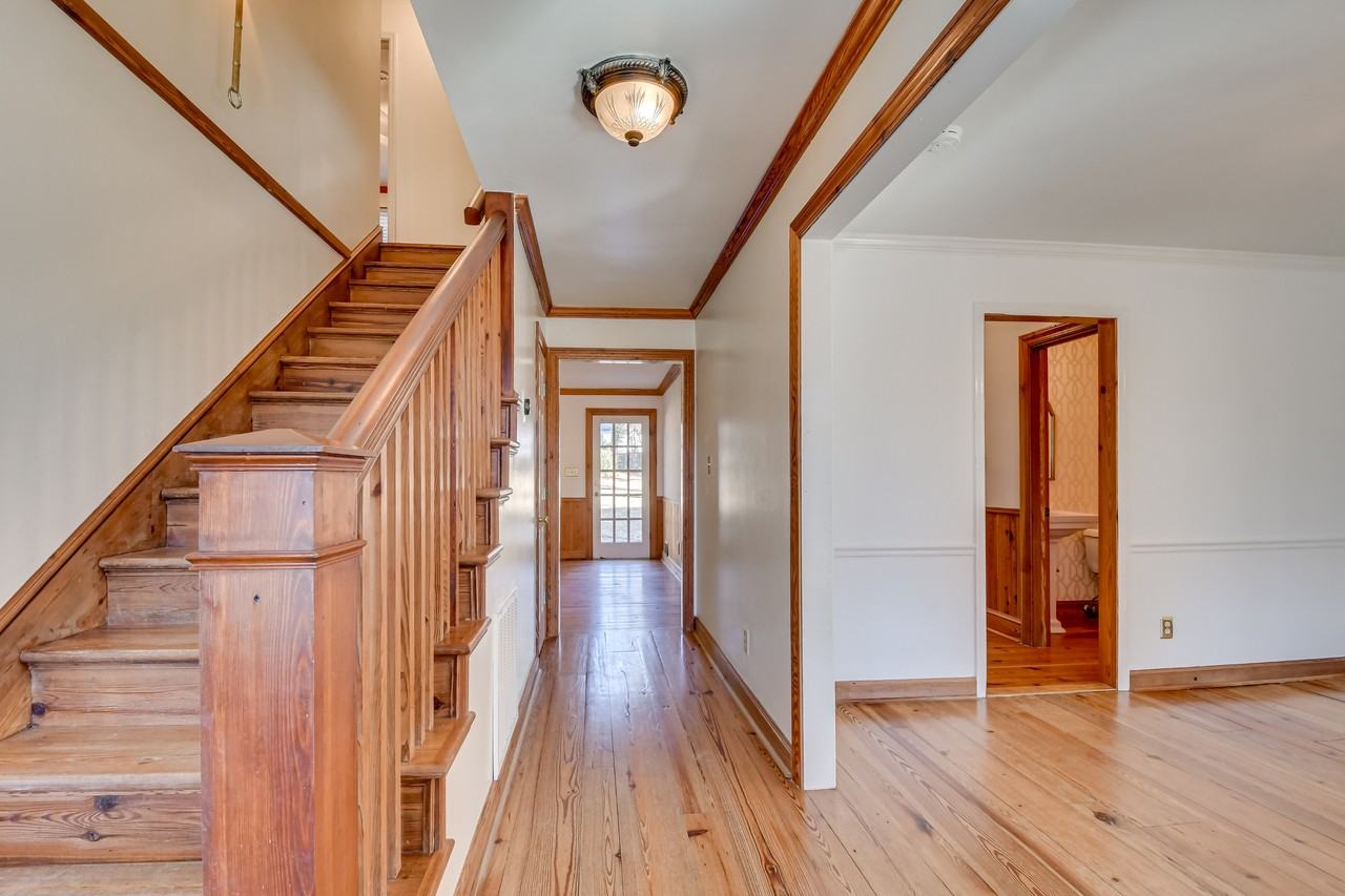 311 Habersham Rd #1 - Photo 5 of 37