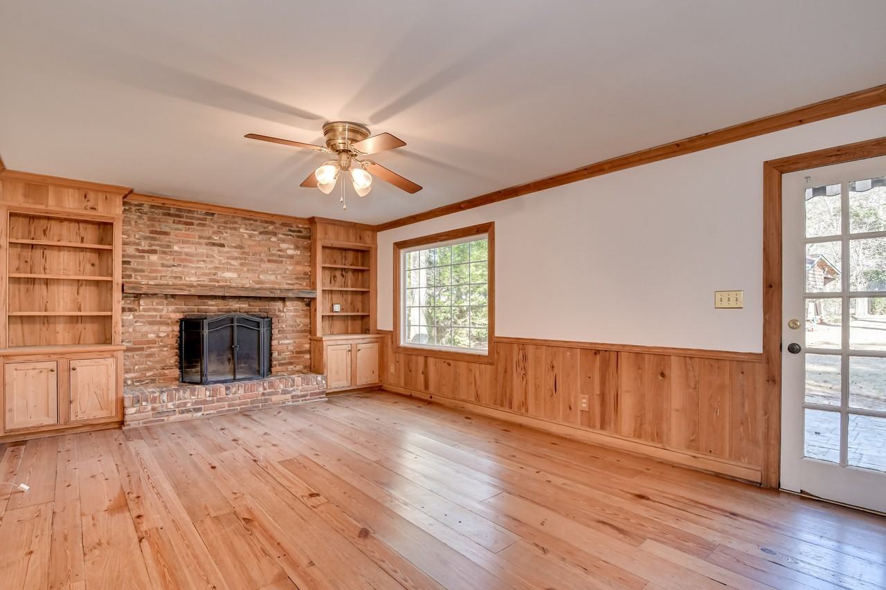 311 Habersham Rd #1 - Photo 6 of 37
