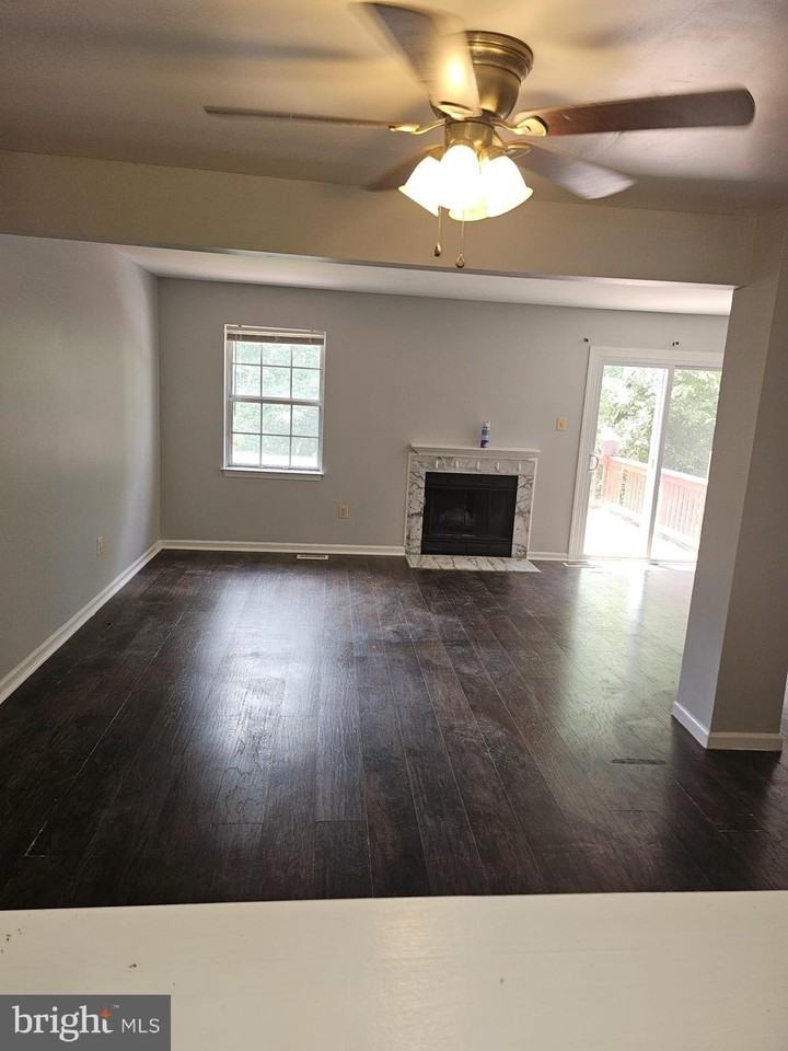 3312 Midland Ct - Photo 6 of 16