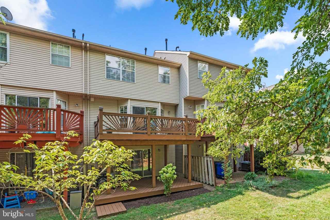 6110 Cliffside Trl - Photo 4 of 9