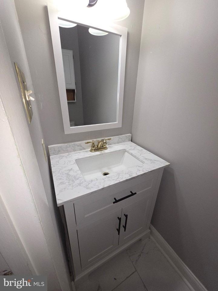 8803 Hayshed Ln #6-3 - Photo 7 of 24