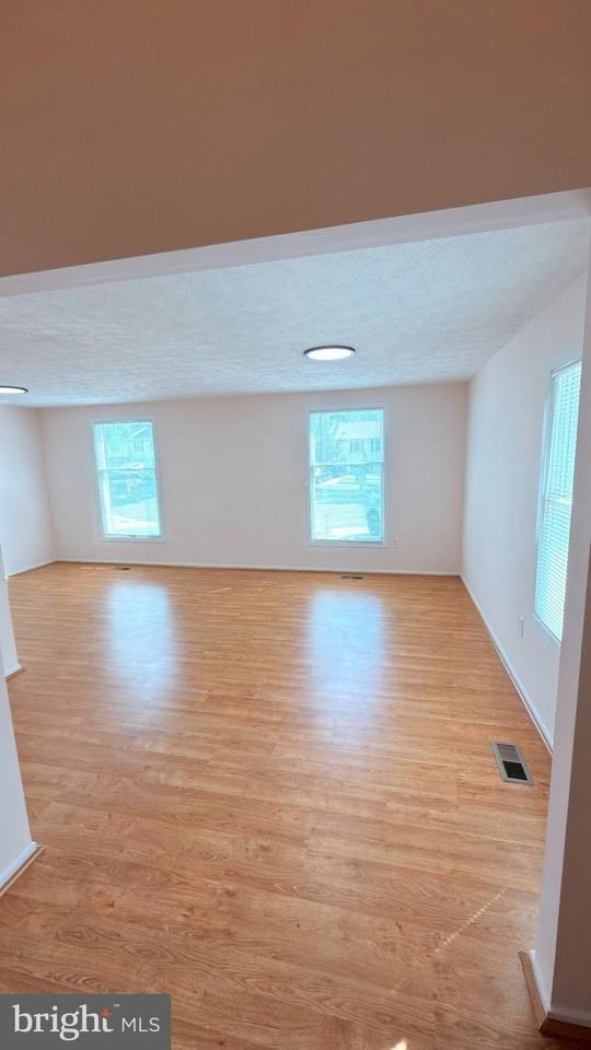 6288 Blue Dart Pl - Photo 3 of 32