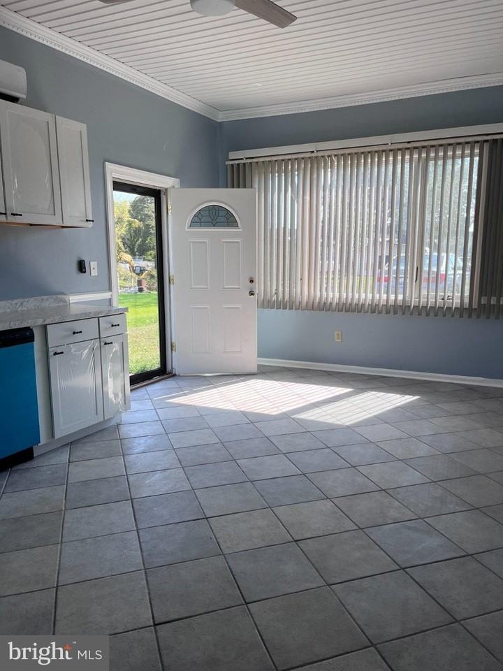 23786 Bill Dixon Rd - Photo 3 of 4